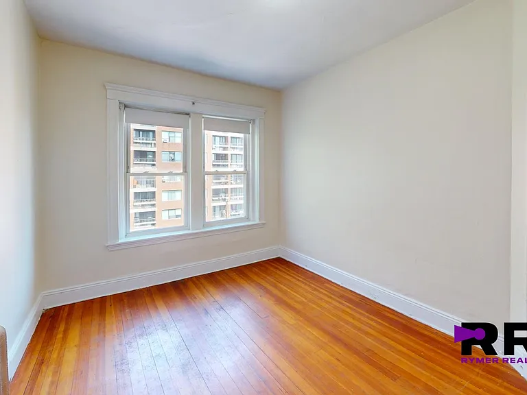 19 Mount Hood Rd #5A — Photo 2