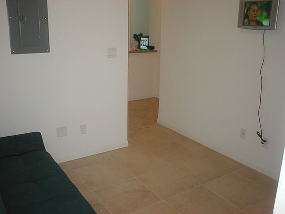 5th image of 5909 Padre Blvd