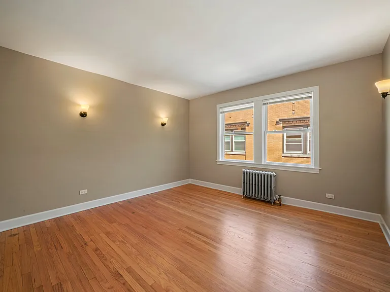1921 Grove Ave #16 — Photo 1