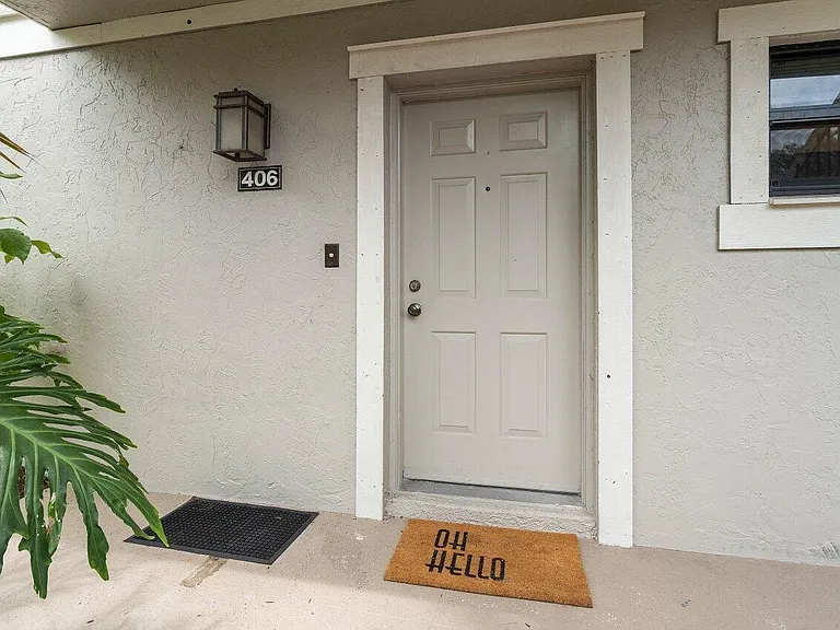 11863 Wimbledon Cir #406 — Photo 17