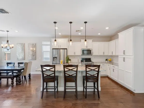 2551 Apricot Way, Gilroy, CA 95020