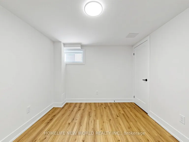 29 Charnwood Pl #BASEMENT — Photo 8