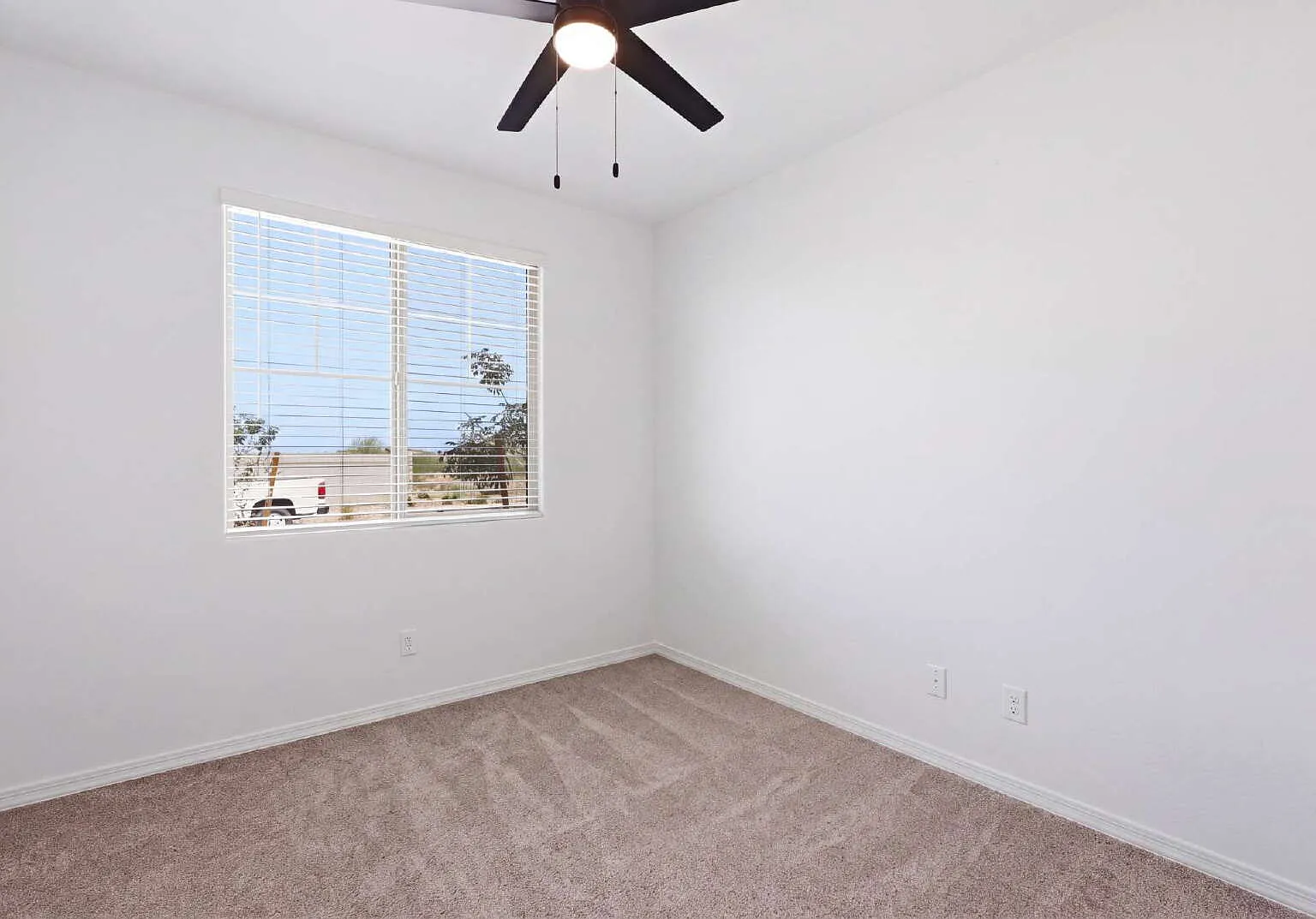 4 bed, 3.0 bath, 2164 sqft, $2,650 — Photo 4