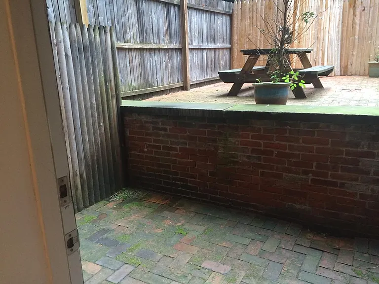 2131 Walnut St #101 — Photo 11