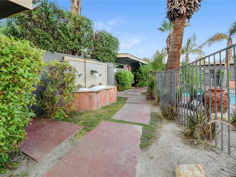 920 E Chuckwalla Rd — Photo 12