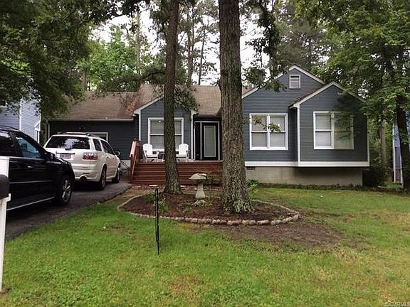 2nd image of 1415 Winters Hill Pl