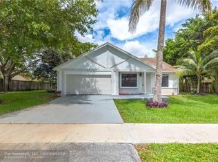 754 SW 158th Ln, Sunrise, FL 33326