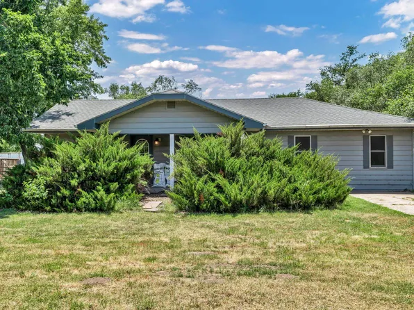 7015 W 45th St N, Wichita, KS 67205