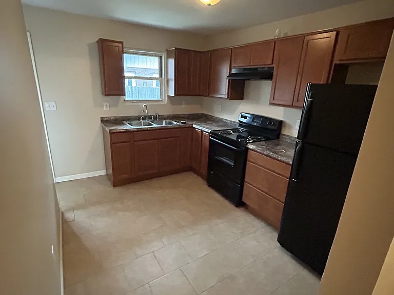 2541 Angela Dr — Photo 1