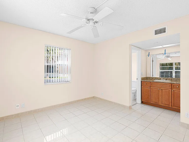 3230 NW 102nd Ter #108-F — Photo 13