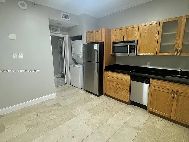1750 NW 107th Ave #R701 — Photo 5