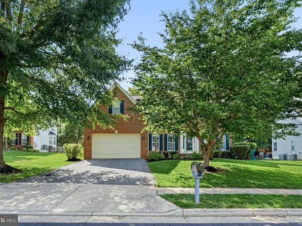 5933 Coiner House Pl, Manassas, VA 20112