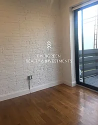 Rented by Evergreen Realty & Investments