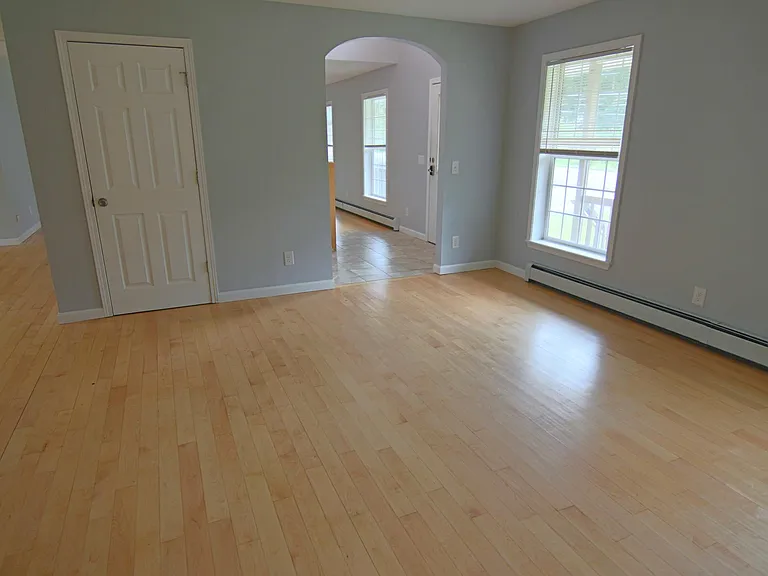 248 Colchester Rd — Photo 6