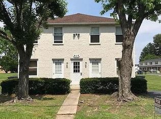 815 Windsor Pl APT 3, Mechanicsburg, PA 17055