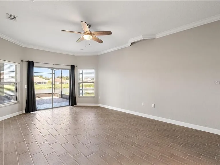2580 Channel Way — Photo 17