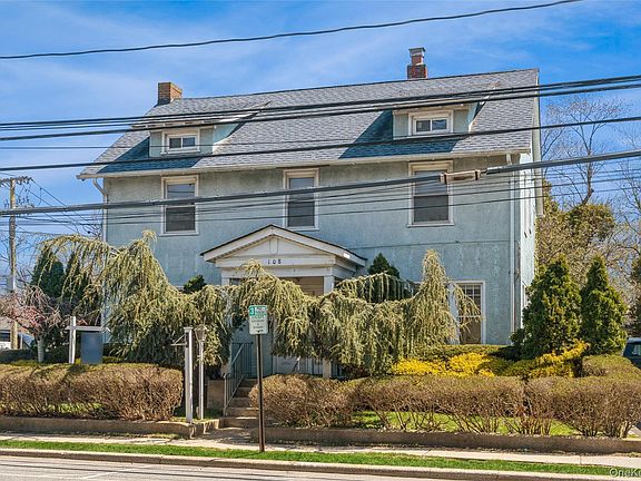3rd image of 108 Hempstead Avenue