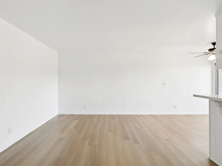7005 Lanewood Ave — Photo 43