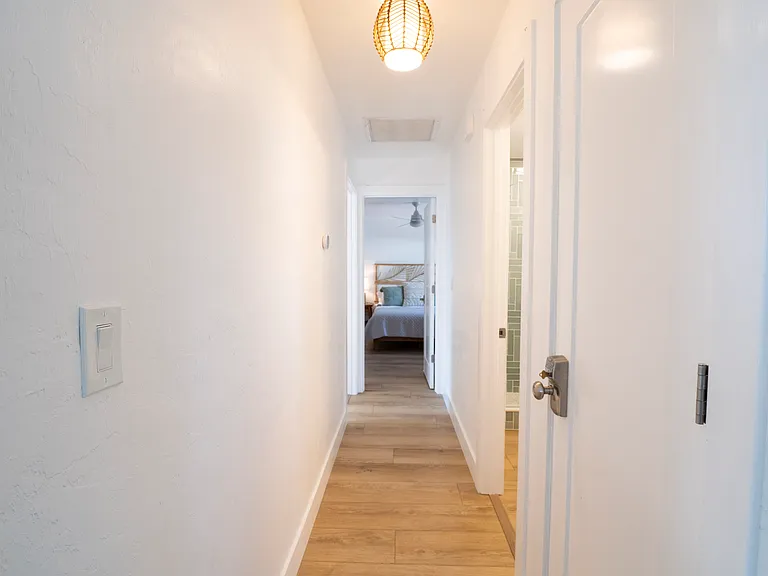 4190 Mariner Ln — Photo 32