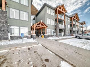 1005 A N Westmount Dr #110, Strathmore, AB T1P 0C3