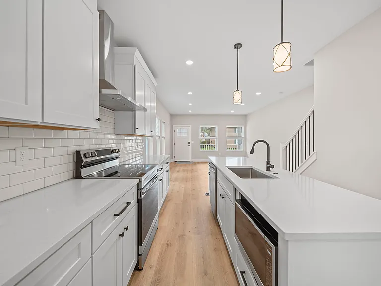 2589 Dayton Ave — Photo 15