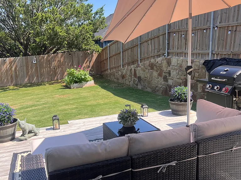 2317 Forest Hill Ln — Photo 14