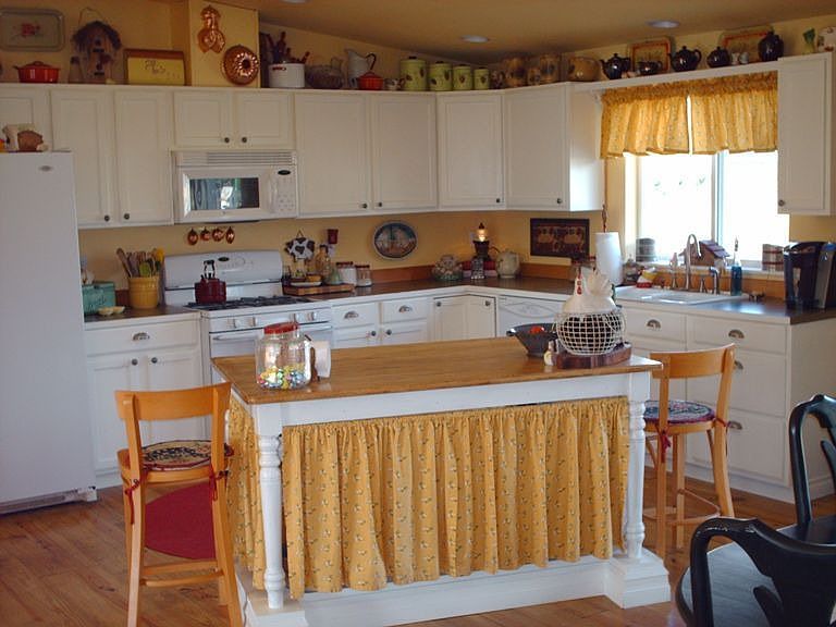 2nd image of 508-10 Leudinghaus Rd