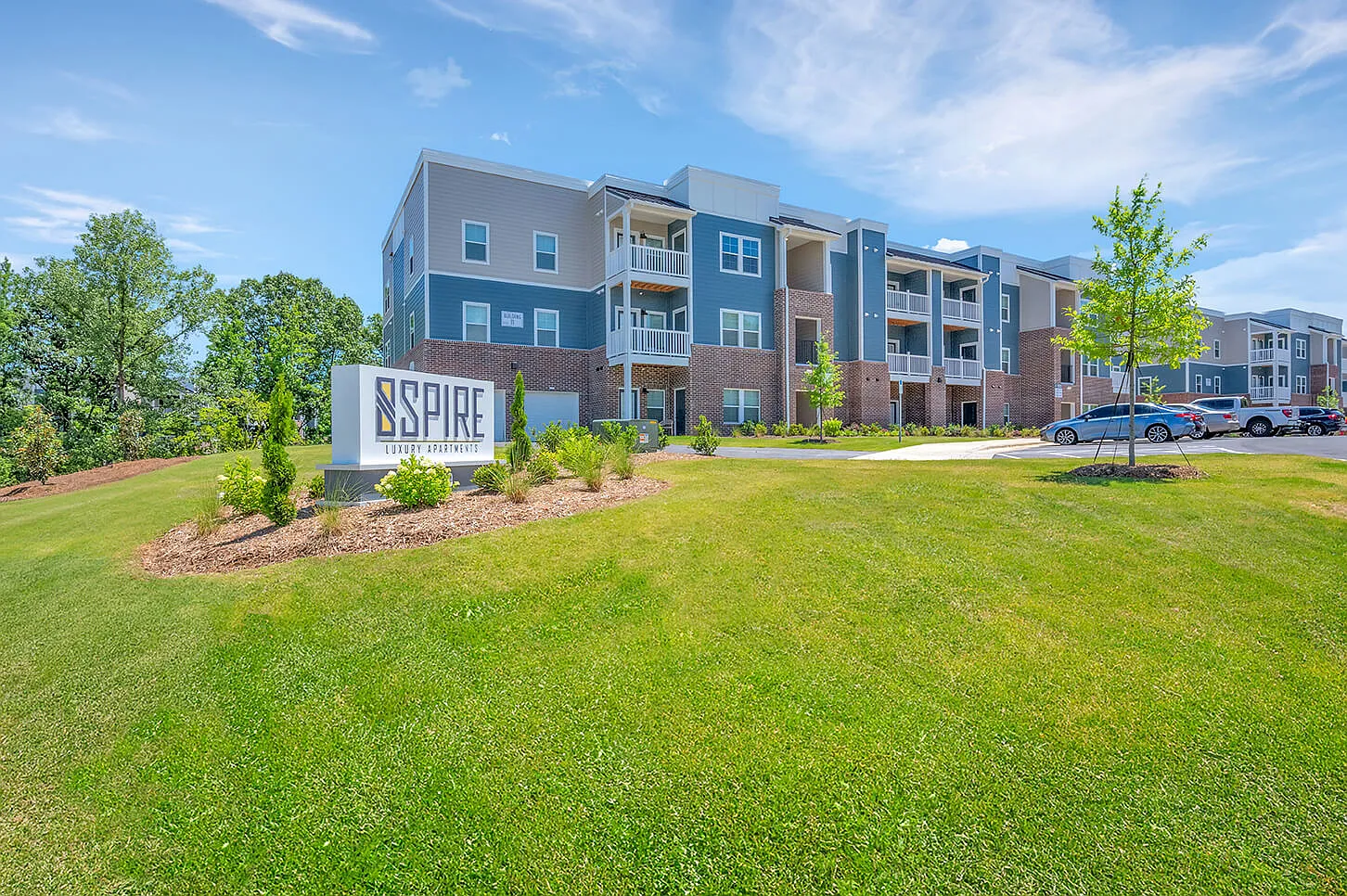 Spire Apartments — Photo 3