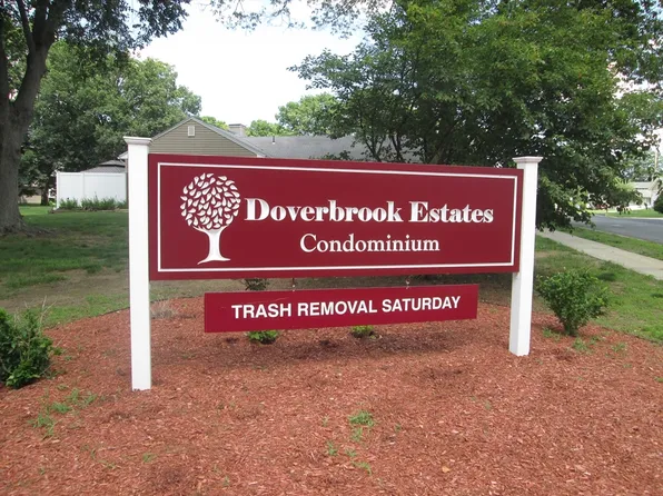 26 Horseshoe Dr Unit 26, Chicopee, MA 01022