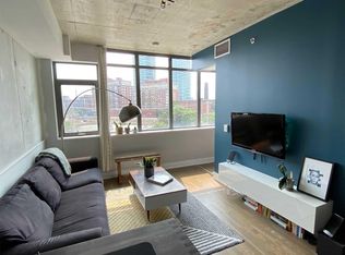 90 Trinity St #306, Toronto, ON M5A0E4