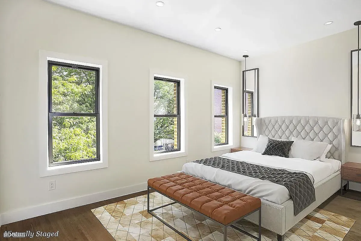 589 Van Buren Street — Photo 3