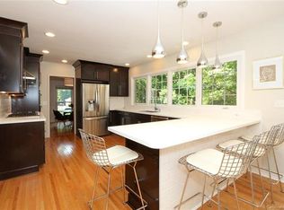 5325 Lansing Dr, Charlotte, NC 28270