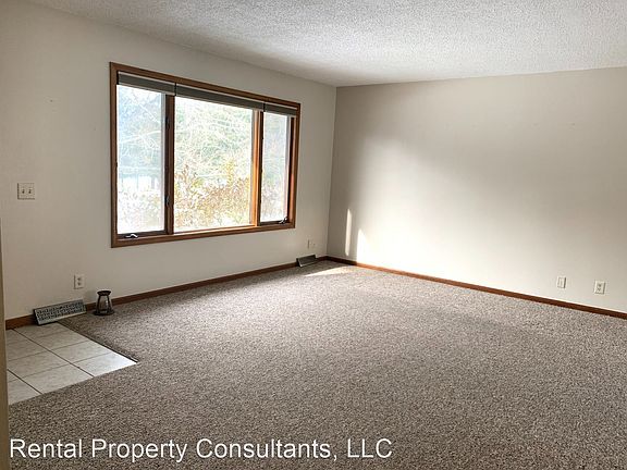 4th image of 6500 Bella Vista Dr NE APT A