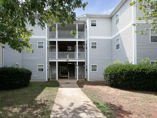 3710 Pardue Woods Pl, Raleigh, NC