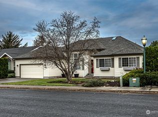 841 SE Marine Dr, College Place, WA 99324