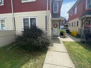 21 Montgomery Pl, Trenton, NJ 08618