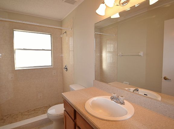 4th image of 12535 Newfield Dr