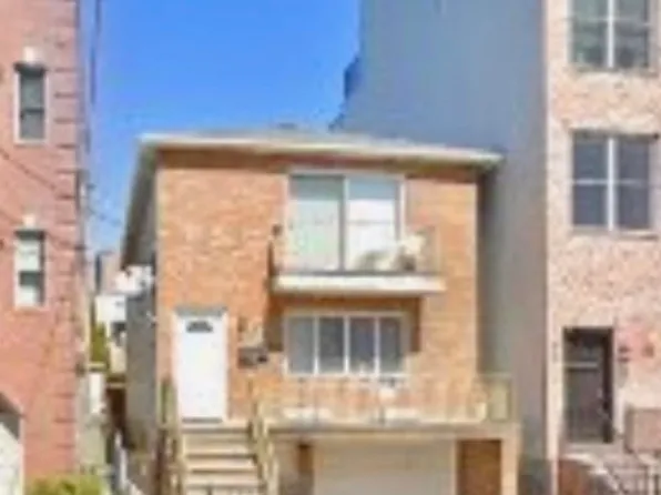 52 Laidlaw Ave, Jersey City, NJ 07306