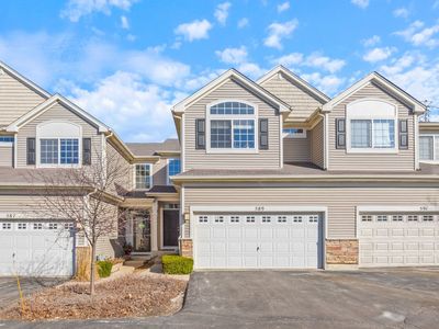 589 S Jade Ln, Round Lake, IL, 60073