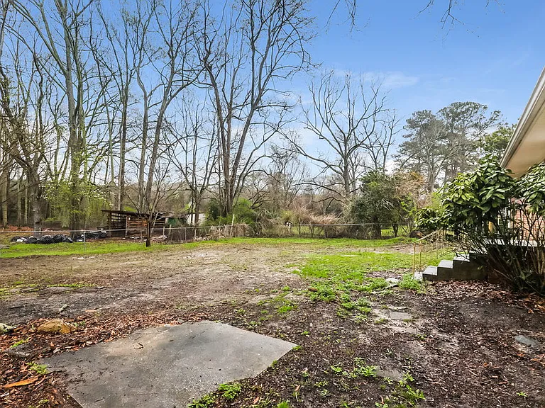 627 Grayson Pkwy — Photo 16