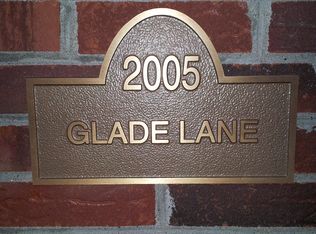 2005 Glade Ln, Lexington, KY 40513