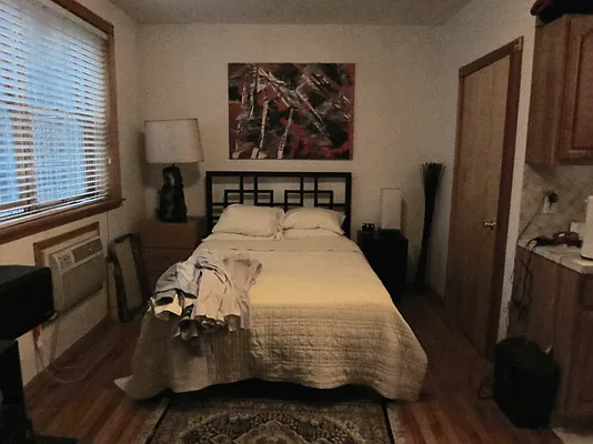Rented by Bohemia Realty Group | media 7