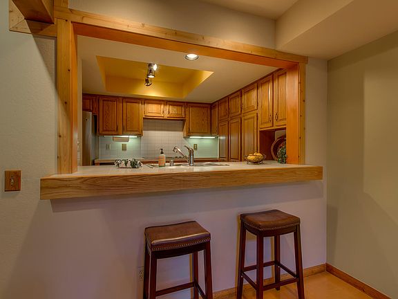 5th image of 929 Northwood Blvd #62