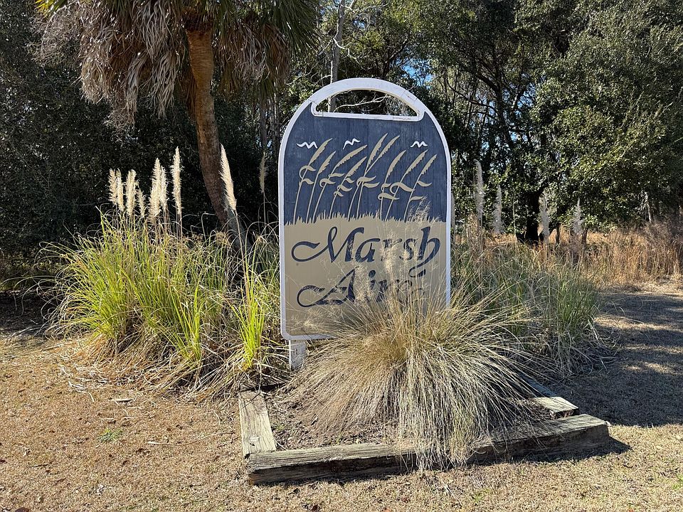 1st image of 32 Marsh Aire Lane