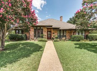 2902 Club Hill Dr, Garland, TX 75043