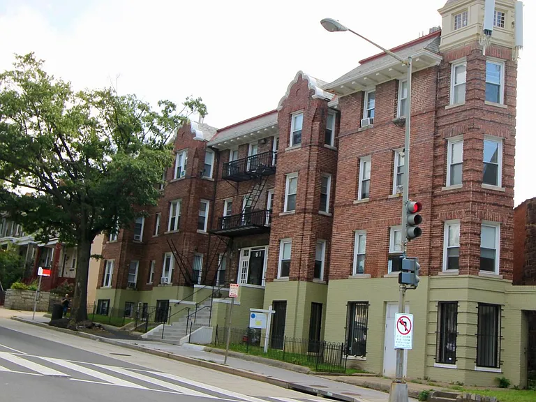 61 Rhode Island Ave NE — Photo 15