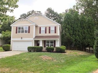 2206 Golden Larch Ln, Waxhaw, NC 28173