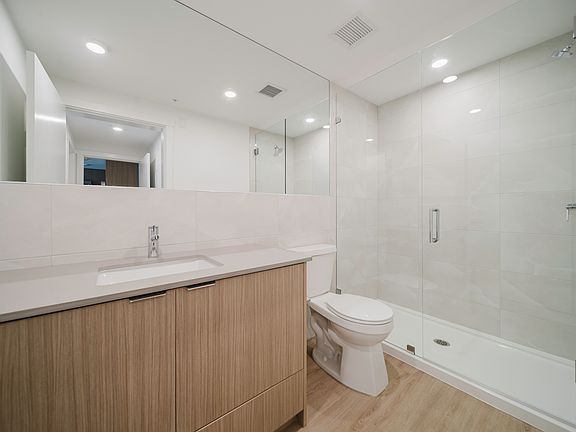 4th image of 6028 Dunbar St #1566254