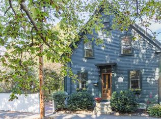 17 Elm St, Marblehead, MA 01945