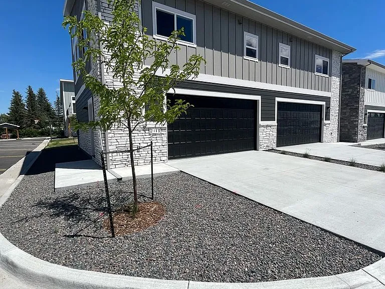 216 Miller Lane — Photo 1